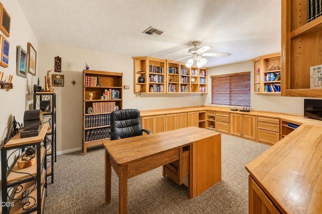 1099 SE Oriole Street, Grants Pass, OR 97526