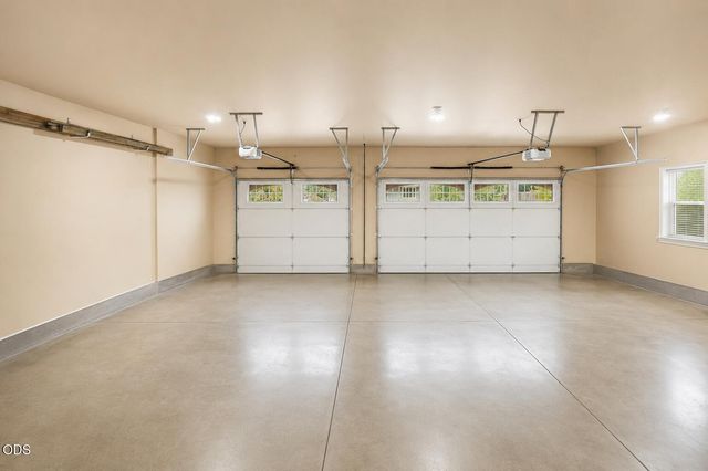 1099 SE Oriole Street, Grants Pass, OR 97526