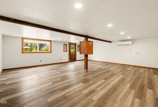 1099 SE Oriole Street, Grants Pass, OR 97526