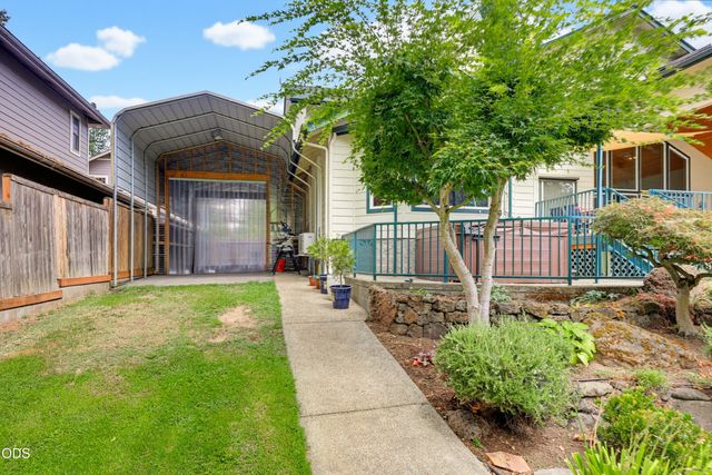 1099 SE Oriole Street, Grants Pass, OR 97526