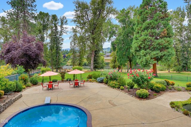 1099 SE Oriole Street, Grants Pass, OR 97526
