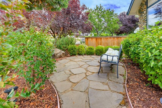 1099 SE Oriole Street, Grants Pass, OR 97526