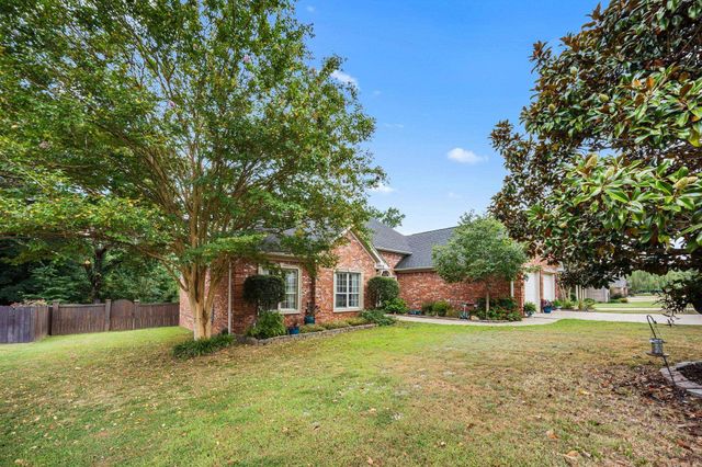 22 Confederate Drive, Cabot, AR 72023
