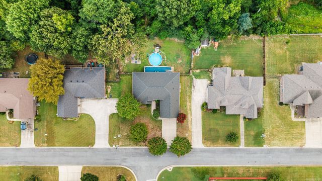 22 Confederate Drive, Cabot, AR 72023