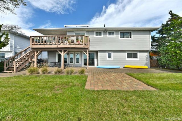 3106 Clubhouse Road, Merrick, NY 11566