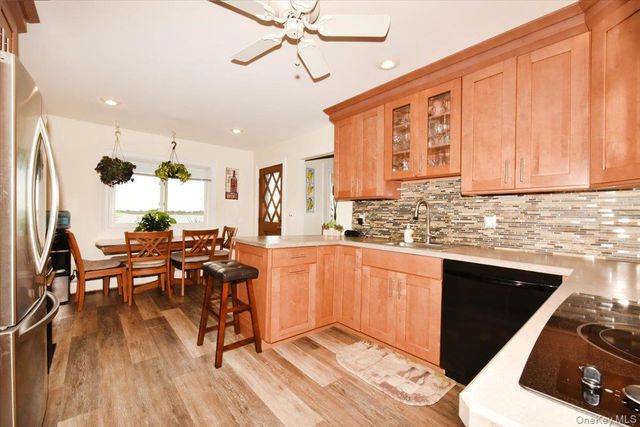 3106 Clubhouse Road, Merrick, NY 11566