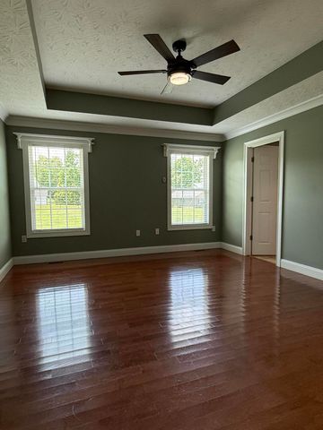 345 Eagle Drive, Morehead, KY 40351
