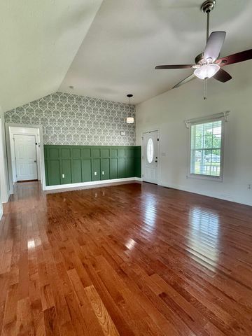 345 Eagle Drive, Morehead, KY 40351
