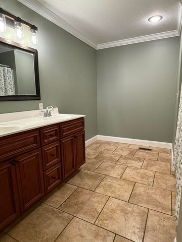 345 Eagle Drive, Morehead, KY 40351