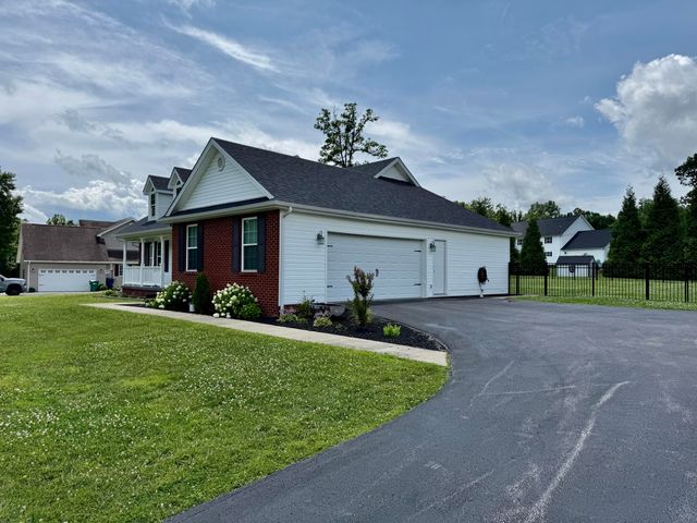 345 Eagle Drive, Morehead, KY 40351