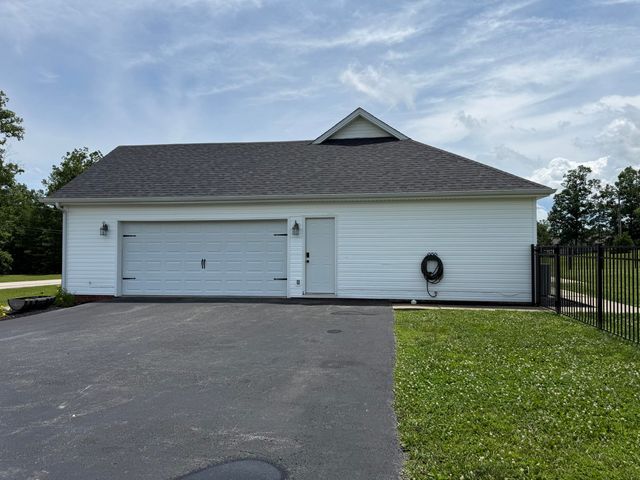 345 Eagle Drive, Morehead, KY 40351