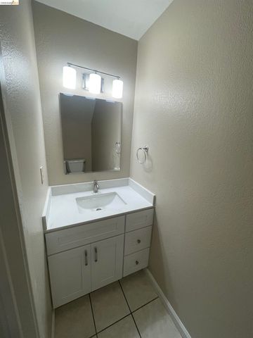 3205 Muir Ct, Antioch, CA 94509