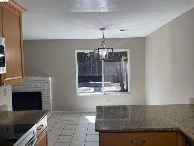 3205 Muir Ct, Antioch, CA 94509