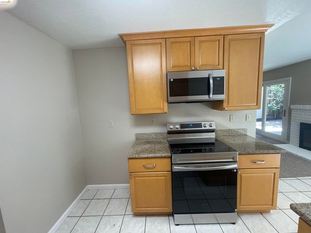 3205 Muir Ct, Antioch, CA 94509