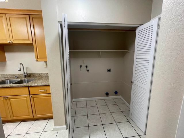 3205 Muir Ct, Antioch, CA 94509