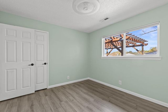 12853 Pioneer St, Jackson, CA 95642