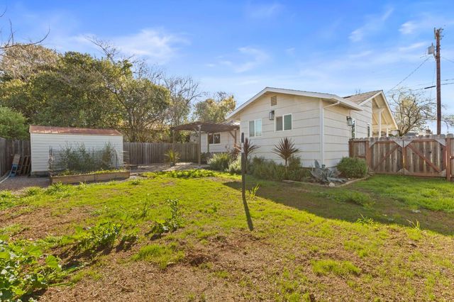 12853 Pioneer St, Jackson, CA 95642