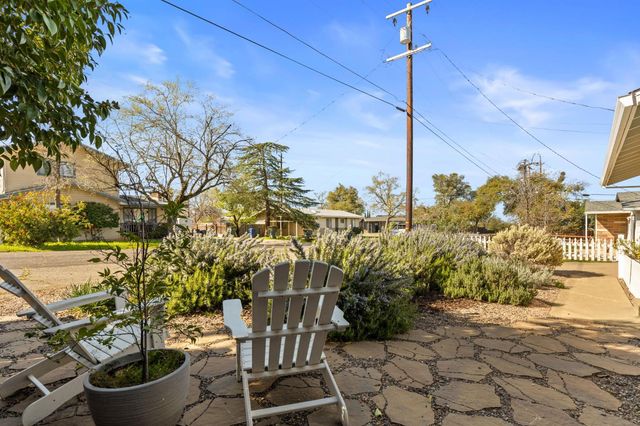 12853 Pioneer St, Jackson, CA 95642