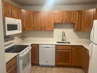 574-576 State Street #8, Plymouth, MA 02360