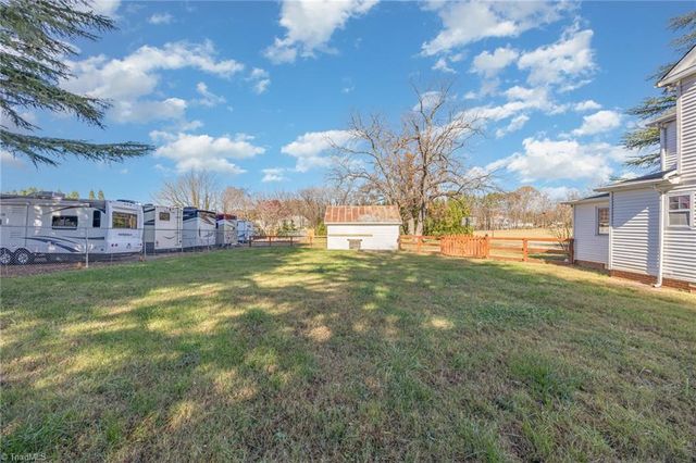 4359 US Highway 158, Advance, NC 27006