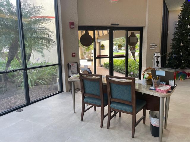 1721 NW 86th Ave, Plantation, FL 33322