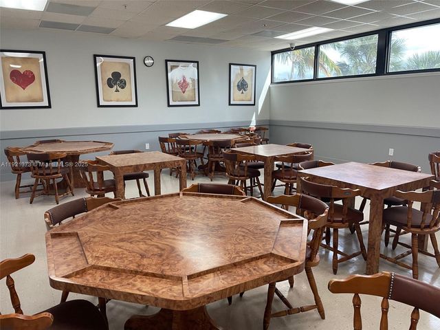 1721 NW 86th Ave, Plantation, FL 33322