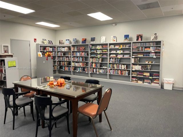 1721 NW 86th Ave, Plantation, FL 33322