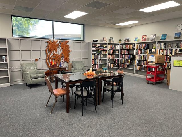 1721 NW 86th Ave, Plantation, FL 33322