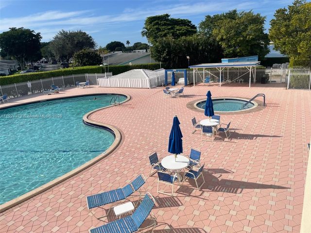 1721 NW 86th Ave, Plantation, FL 33322