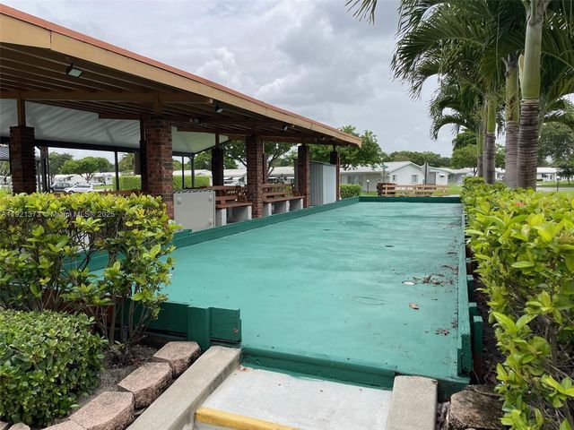 1721 NW 86th Ave, Plantation, FL 33322