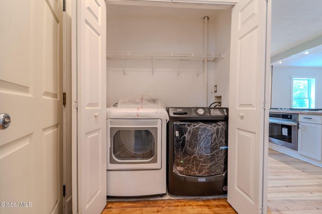 520 Morey Park Hill Road, Schodack, NY 12123