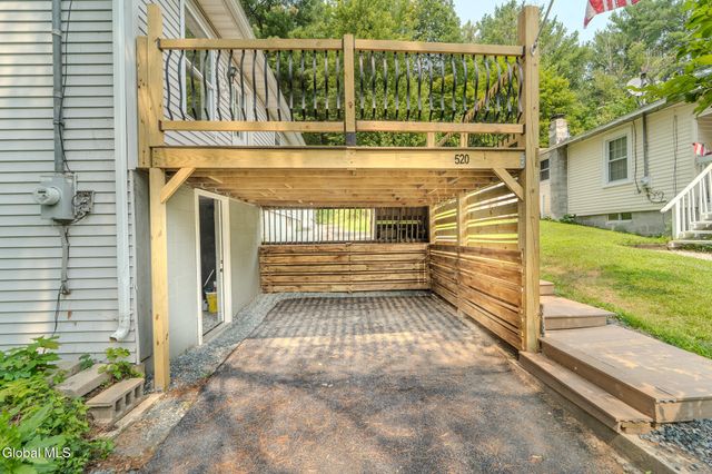 520 Morey Park Hill Road, Schodack, NY 12123