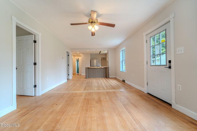 520 Morey Park Hill Road, Schodack, NY 12123