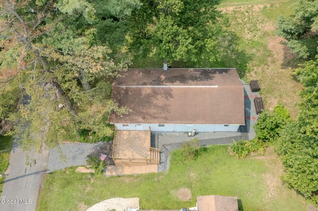 520 Morey Park Hill Road, Schodack, NY 12123