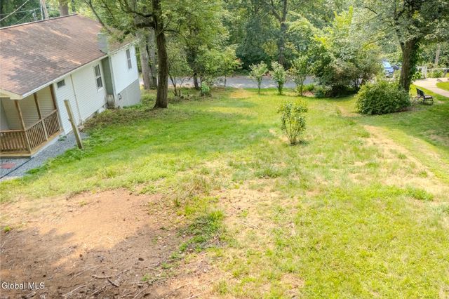 520 Morey Park Hill Road, Schodack, NY 12123