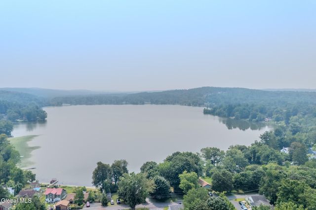 520 Morey Park Hill Road, Schodack, NY 12123