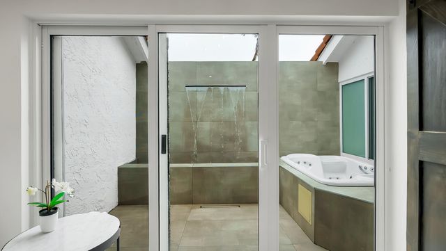 10184 Sunset Bend Drive, Boca Raton, FL 33428