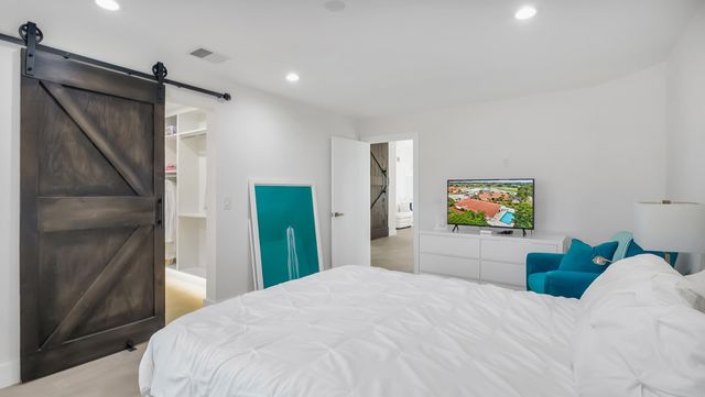 10184 Sunset Bend Drive, Boca Raton, FL 33428