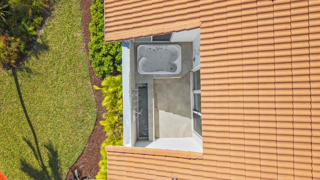 10184 Sunset Bend Drive, Boca Raton, FL 33428