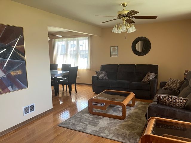 16543 Cranberry Court, Tinley Park, IL 60487