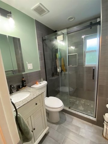 11420 201st Street, Saint Albans, NY 11412