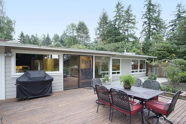 7814 SE 72nd Street, Mercer Island, WA 98040