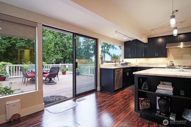 7814 SE 72nd Street, Mercer Island, WA 98040