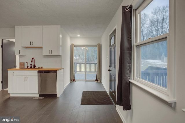 1172 CENTERVILLE RD, Newville, PA 17241