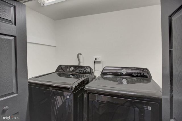 1172 CENTERVILLE RD, Newville, PA 17241