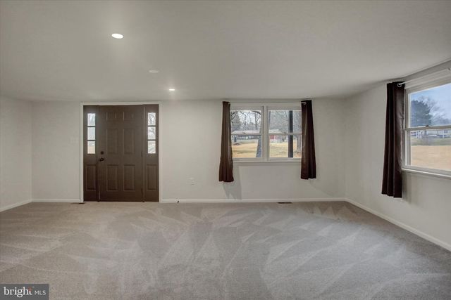 1172 CENTERVILLE RD, Newville, PA 17241