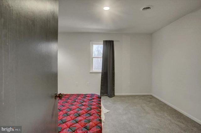 1172 CENTERVILLE RD, Newville, PA 17241