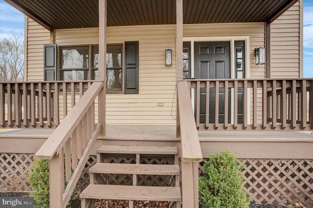 1172 CENTERVILLE RD, Newville, PA 17241