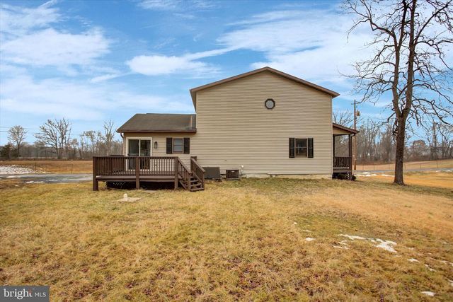 1172 CENTERVILLE RD, Newville, PA 17241