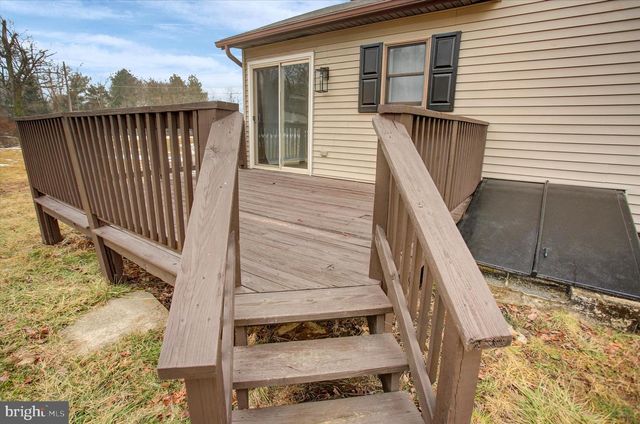 1172 CENTERVILLE RD, Newville, PA 17241